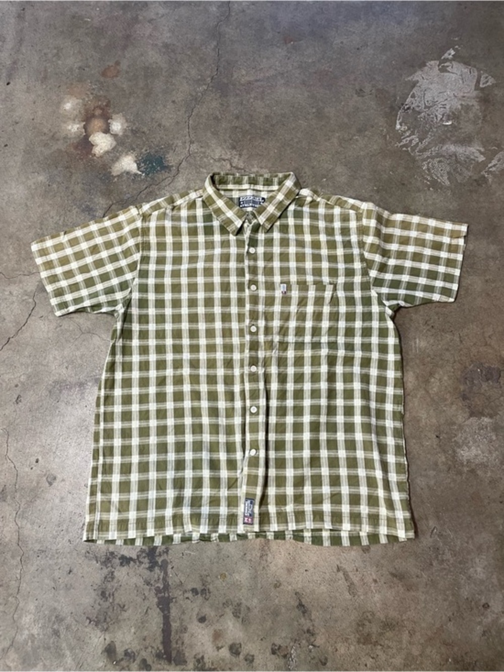 Vintage Ezekiel Athletique Button Up Shirt